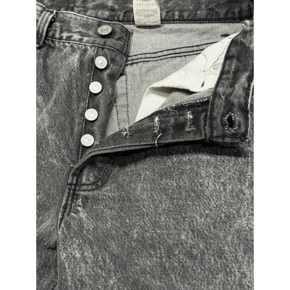 VTG Levis Button Fly Size 11 Black Acid Wash Denim Mom Jean USA Made 1980's - Picture 6 of 13